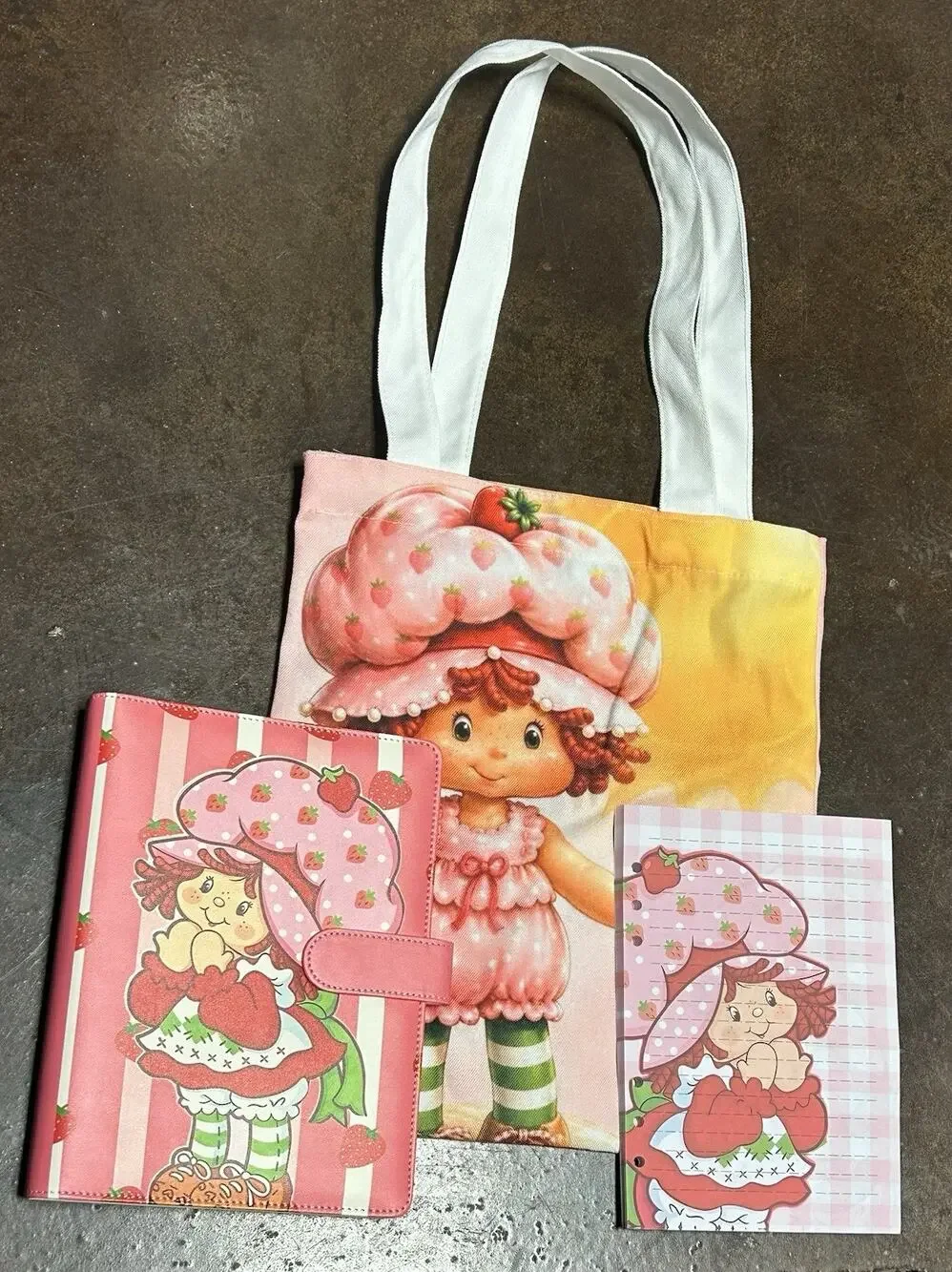 Strawberry Shortcake A5 Binder w/ Printed Stationery paper & Tote